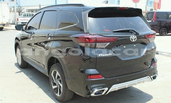 Comprar Novo Toyota Rush Preto Carro em Luanda em Luanda Province Comprar Novo Toyota Rush Preto Carro em Luanda em Luanda Province