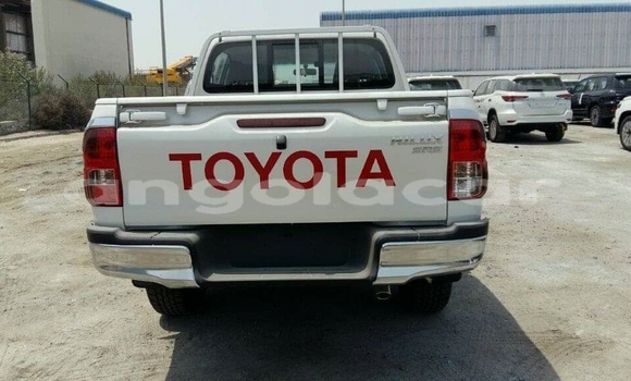 Comprar Usado Toyota Hilux Branco Carro em Luanda em Luanda Province Comprar Usado Toyota Hilux Branco Carro em Luanda em Luanda Province