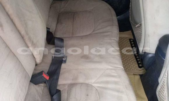 Buy Used Kia rio Brown Car in Luanda in Luanda Province Buy Used Kia rio Brown Car in Luanda in Luanda Province