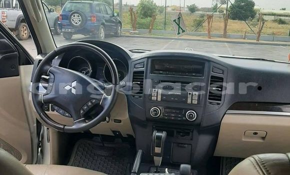 Buy Used Mitsubishi Pajero White Car in Luanda in Luanda Province Buy Used Mitsubishi Pajero White Car in Luanda in Luanda Province