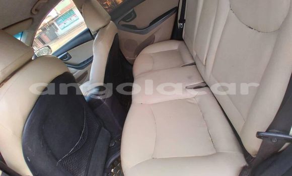 Buy Used Hyundai Elantra Red Car in Luanda in Luanda Province Buy Used Hyundai Elantra Red Car in Luanda in Luanda Province