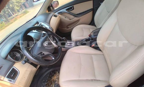Buy Used Hyundai Elantra Red Car in Luanda in Luanda Province Buy Used Hyundai Elantra Red Car in Luanda in Luanda Province