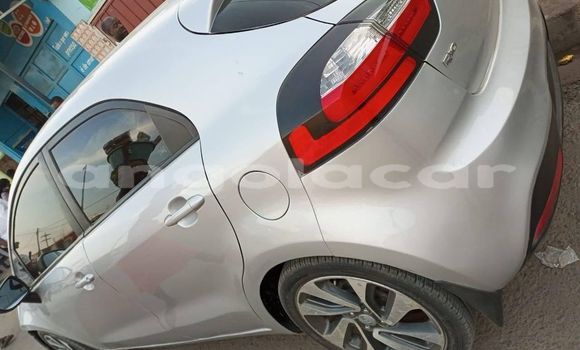 Buy Used Kia rio Silver Car in Luanda in Luanda Province Buy Used Kia rio Silver Car in Luanda in Luanda Province