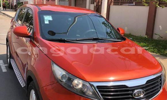 Comprar Usado Kia Sportage Vermelho Carro em Luanda em Luanda Province