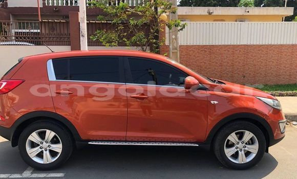 Buy Used Kia Sportage Red Car in Luanda in Luanda Province Buy Used Kia Sportage Red Car in Luanda in Luanda Province