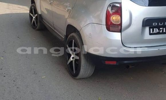 Buy Used Renault Duster Silver Car in Luanda in Luanda Province Buy Used Renault Duster Silver Car in Luanda in Luanda Province