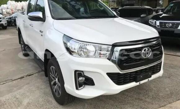 Comprar Usado Toyota Hilux Branco Carro em Luanda em Luanda Province Comprar Usado Toyota Hilux Branco Carro em Luanda em Luanda Province