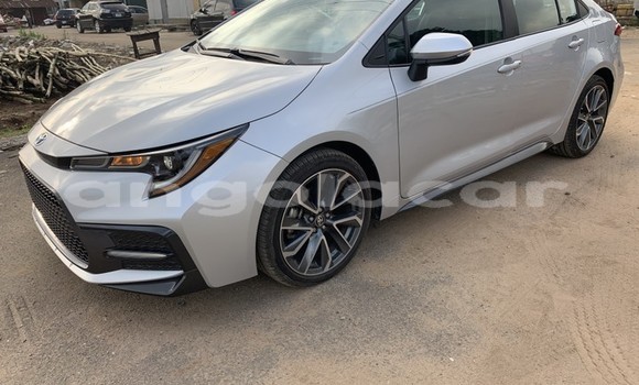 Comprar Usado Toyota Corolla Prata Carro em Luanda em Luanda Province