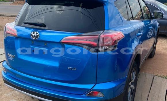 Comprar Usado Toyota RAV4 Azul Carro em Luanda em Luanda Province Comprar Usado Toyota RAV4 Azul Carro em Luanda em Luanda Province