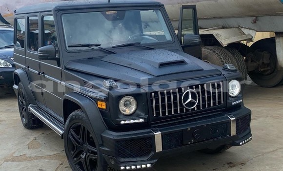 Comprar Usado Mercedes-Benz C-klasse AMG Preto Carro em Luanda em Luanda Province Comprar Usado Mercedes-Benz C-klasse AMG Preto Carro em Luanda em Luanda Province