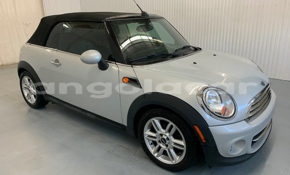 Acheter Occasion Voiture MINI Cooper Blanc à Luanda, Province de Luanda Acheter Occasion Voiture MINI Cooper Blanc à Luanda, Province de Luanda