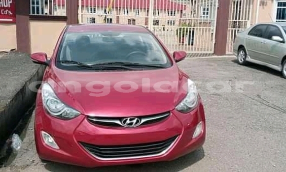 Comprar Usado Hyundai Elantra Vermelho Carro em Luena em Moxico Comprar Usado Hyundai Elantra Vermelho Carro em Luena em Moxico