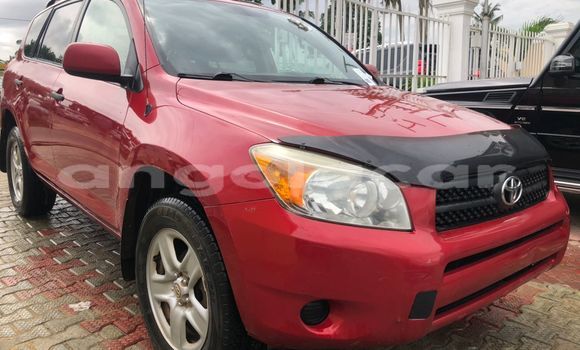 Comprar Usado Toyota RAV4 Vermelho Carro em Luanda em Luanda Province Comprar Usado Toyota RAV4 Vermelho Carro em Luanda em Luanda Province