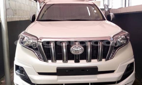 Buy Used Toyota Land Cruiser Prado White Car in Luanda in Luanda Province