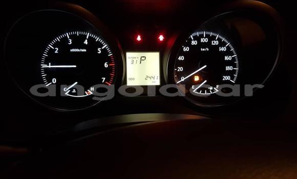 Acheter Occasion Voiture Toyota Land Cruiser Prado Blanc à Luanda, Province de Luanda Acheter Occasion Voiture Toyota Land Cruiser Prado Blanc à Luanda, Province de Luanda