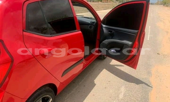 Comprar Usado Hyundai i10 Vermelho Carro em Luanda em Luanda Province Comprar Usado Hyundai i10 Vermelho Carro em Luanda em Luanda Province