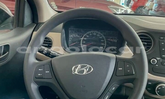 Acheter Neuf Voiture Hyundai i10 Rouge à Luanda, Province de Luanda Acheter Neuf Voiture Hyundai i10 Rouge à Luanda, Province de Luanda