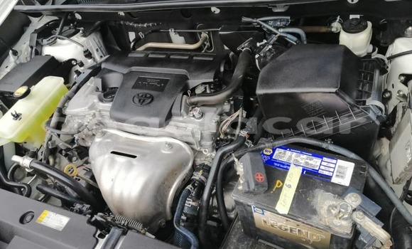 Acheter Occasion Voiture Toyota RAV4 Blanc à Luanda, Province de Luanda Acheter Occasion Voiture Toyota RAV4 Blanc à Luanda, Province de Luanda