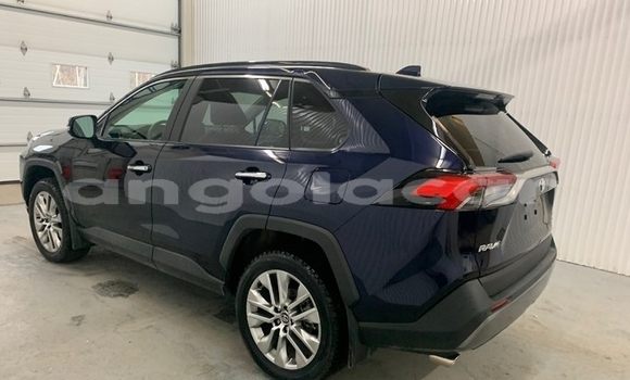 Comprar Usado Toyota RAV4 Azul Carro em Luanda em Luanda Province Comprar Usado Toyota RAV4 Azul Carro em Luanda em Luanda Province