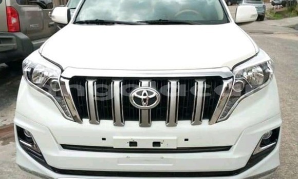 Buy Used Toyota Prado White Car in Luanda in Luanda Province