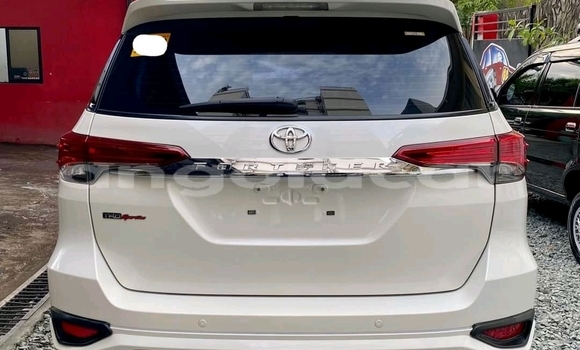 Comprar Usado Toyota Fortuner Branco Carro em Luanda em Luanda Province Comprar Usado Toyota Fortuner Branco Carro em Luanda em Luanda Province