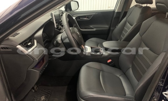 Comprar Usado Toyota RAV4 Azul Carro em Luanda em Luanda Province Comprar Usado Toyota RAV4 Azul Carro em Luanda em Luanda Province