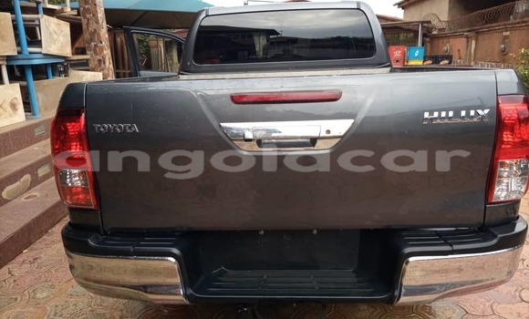 Buy Used Toyota Hilux Black Car in Luanda in Luanda Province Buy Used Toyota Hilux Black Car in Luanda in Luanda Province