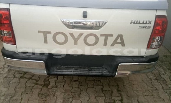 Comprar Usado Toyota Hilux Branco Carro em Luanda em Luanda Province Comprar Usado Toyota Hilux Branco Carro em Luanda em Luanda Province
