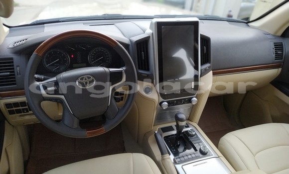 Comprar Usado Toyota Land Cruiser Outro Carro em Luena em Moxico Comprar Usado Toyota Land Cruiser Outro Carro em Luena em Moxico