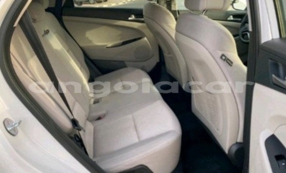 Acheter Occasion Voiture Hyundai Tucson Blanc à Luanda, Province de Luanda Acheter Occasion Voiture Hyundai Tucson Blanc à Luanda, Province de Luanda
