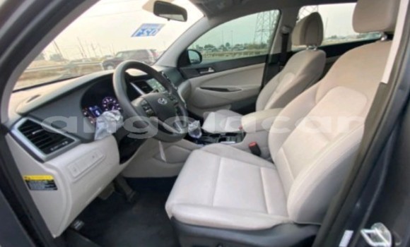 Acheter Neuf Voiture Hyundai Tucson Noir à Luanda, Province de Luanda Acheter Neuf Voiture Hyundai Tucson Noir à Luanda, Province de Luanda
