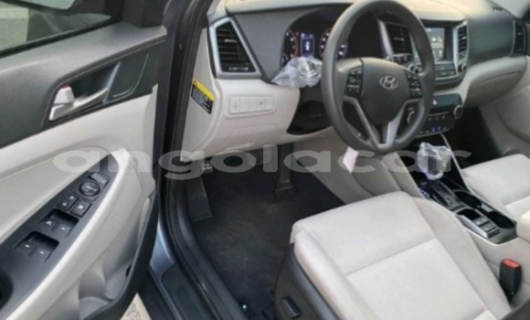 Acheter Neuf Voiture Hyundai Tucson Noir à Luanda, Province de Luanda Acheter Neuf Voiture Hyundai Tucson Noir à Luanda, Province de Luanda
