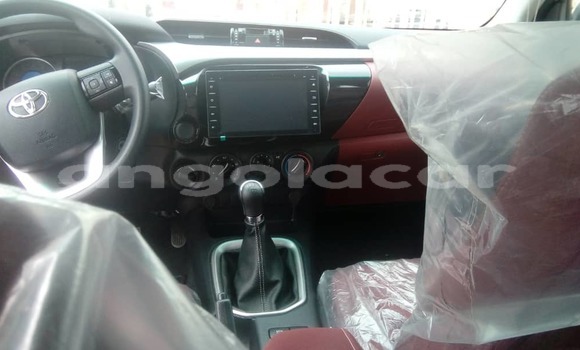 Comprar Usado Toyota Hilux Branco Carro em Luanda em Luanda Province Comprar Usado Toyota Hilux Branco Carro em Luanda em Luanda Province
