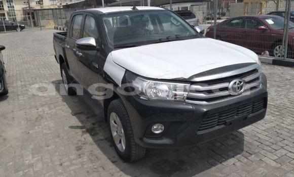 Buy Used Toyota Hilux Black Car in Luanda in Luanda Province Buy Used Toyota Hilux Black Car in Luanda in Luanda Province