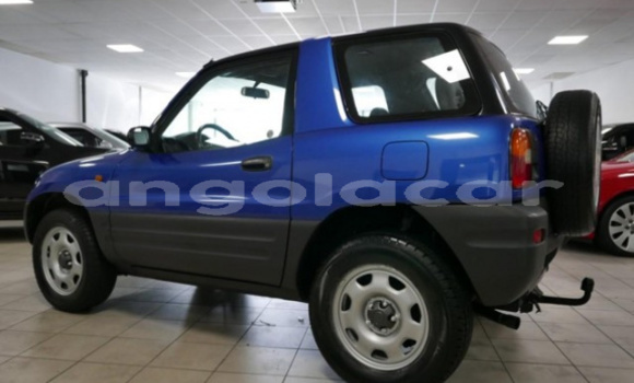 Acheter Occasion Voiture Toyota Previa Bleu à Luanda, Province de Luanda