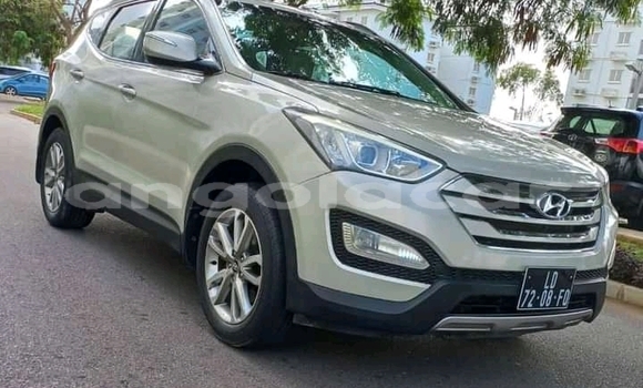 Buy Used Hyundai Santa Fe Other Car in Luanda in Luanda Province Buy Used Hyundai Santa Fe Other Car in Luanda in Luanda Province