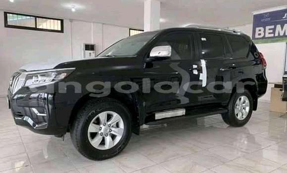 Comprar Usado Toyota Land Cruiser Preto Carro em Luanda em Luanda Province