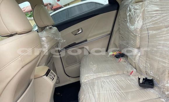 Comprar Usado Toyota Venza Vermelho Carro em Luanda em Luanda Province Comprar Usado Toyota Venza Vermelho Carro em Luanda em Luanda Province