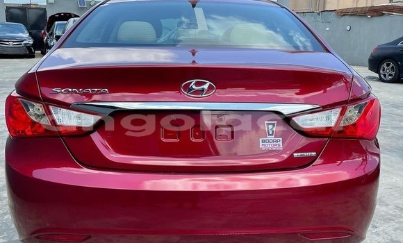Acheter Occasion Voiture Hyundai Sonata Rouge à Luanda, Province de Luanda Acheter Occasion Voiture Hyundai Sonata Rouge à Luanda, Province de Luanda