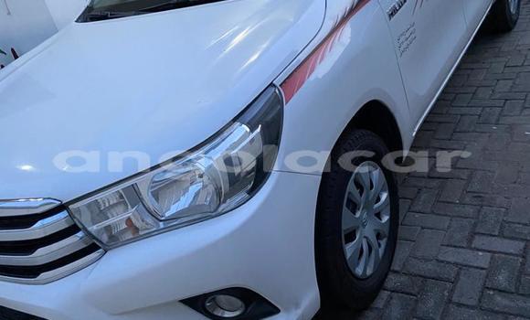 Comprar Usado Toyota Hilux Branco Carro em Luanda em Luanda Province Comprar Usado Toyota Hilux Branco Carro em Luanda em Luanda Province