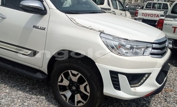 Buy Used Toyota Hilux White Car in Luanda in Luanda Province Buy Used Toyota Hilux White Car in Luanda in Luanda Province