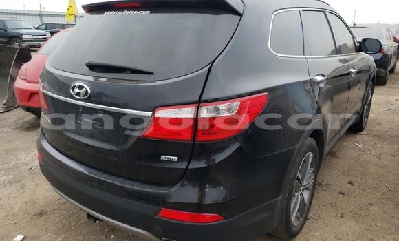 Acheter Occasion Voiture Hyundai Santa Fe Noir à Luanda, Province de Luanda Acheter Occasion Voiture Hyundai Santa Fe Noir à Luanda, Province de Luanda