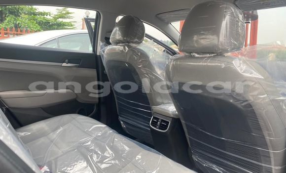 Buy Used Hyundai Elantra Silver Car in Luanda in Luanda Province Buy Used Hyundai Elantra Silver Car in Luanda in Luanda Province