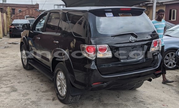 Buy Used Toyota Fortuner Black Car in Luanda in Luanda Province Buy Used Toyota Fortuner Black Car in Luanda in Luanda Province