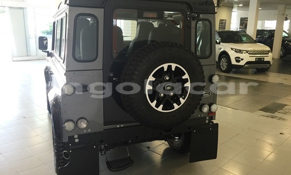 Comprar Usado Land Rover Defender Preto Carro em Luanda em Luanda Province Comprar Usado Land Rover Defender Preto Carro em Luanda em Luanda Province