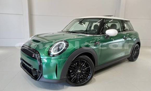 Buy Used MINI Cooper Green Car in Luanda in Luanda Province Buy Used MINI Cooper Green Car in Luanda in Luanda Province