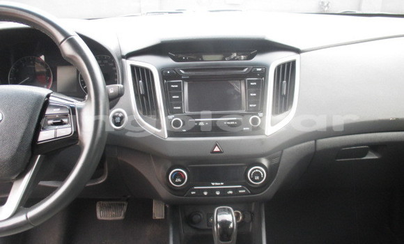 Buy Used Hyundai Creta Red Car in Luanda in Luanda Province Buy Used Hyundai Creta Red Car in Luanda in Luanda Province