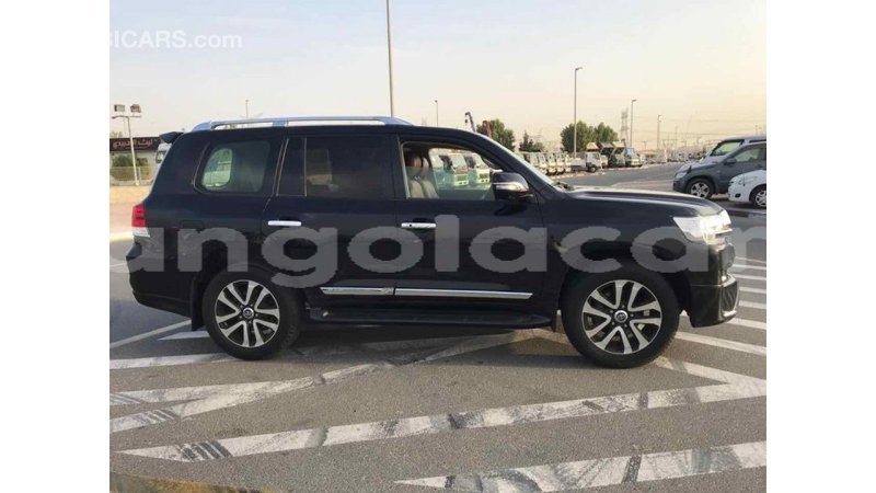 Big with watermark b425a774 b808 4c98 b875 fe7257991581