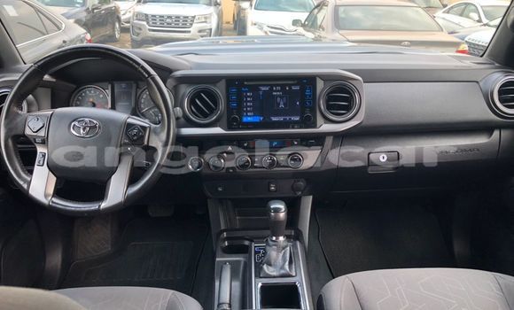 Buy Used Toyota Tacoma Black Car in Luanda in Luanda Province Buy Used Toyota Tacoma Black Car in Luanda in Luanda Province