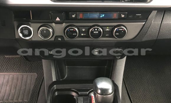Buy Used Toyota Tacoma Black Car in Luanda in Luanda Province Buy Used Toyota Tacoma Black Car in Luanda in Luanda Province